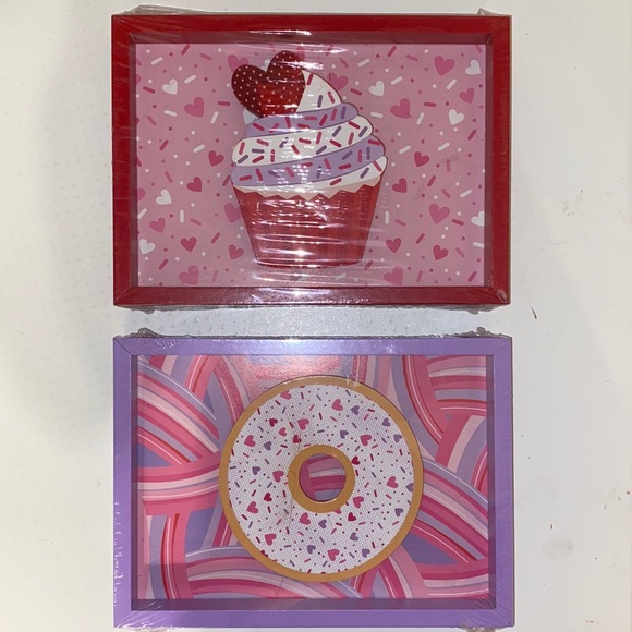 Valentine’s Day🧁 “Sugary Sweet” 🍩 Wall Decor Set - Picture 1 of 4